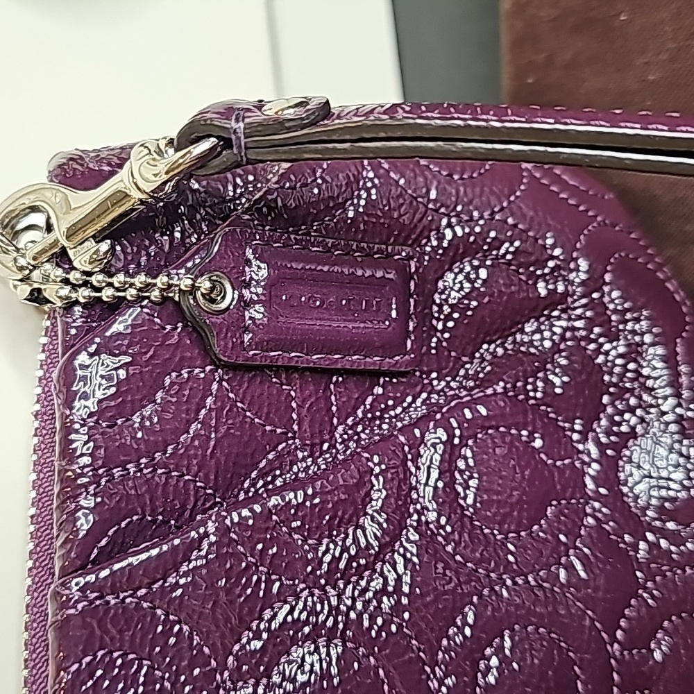 Coach Plumb Parent Leather "C" Pattern Wristlet -… - image 3